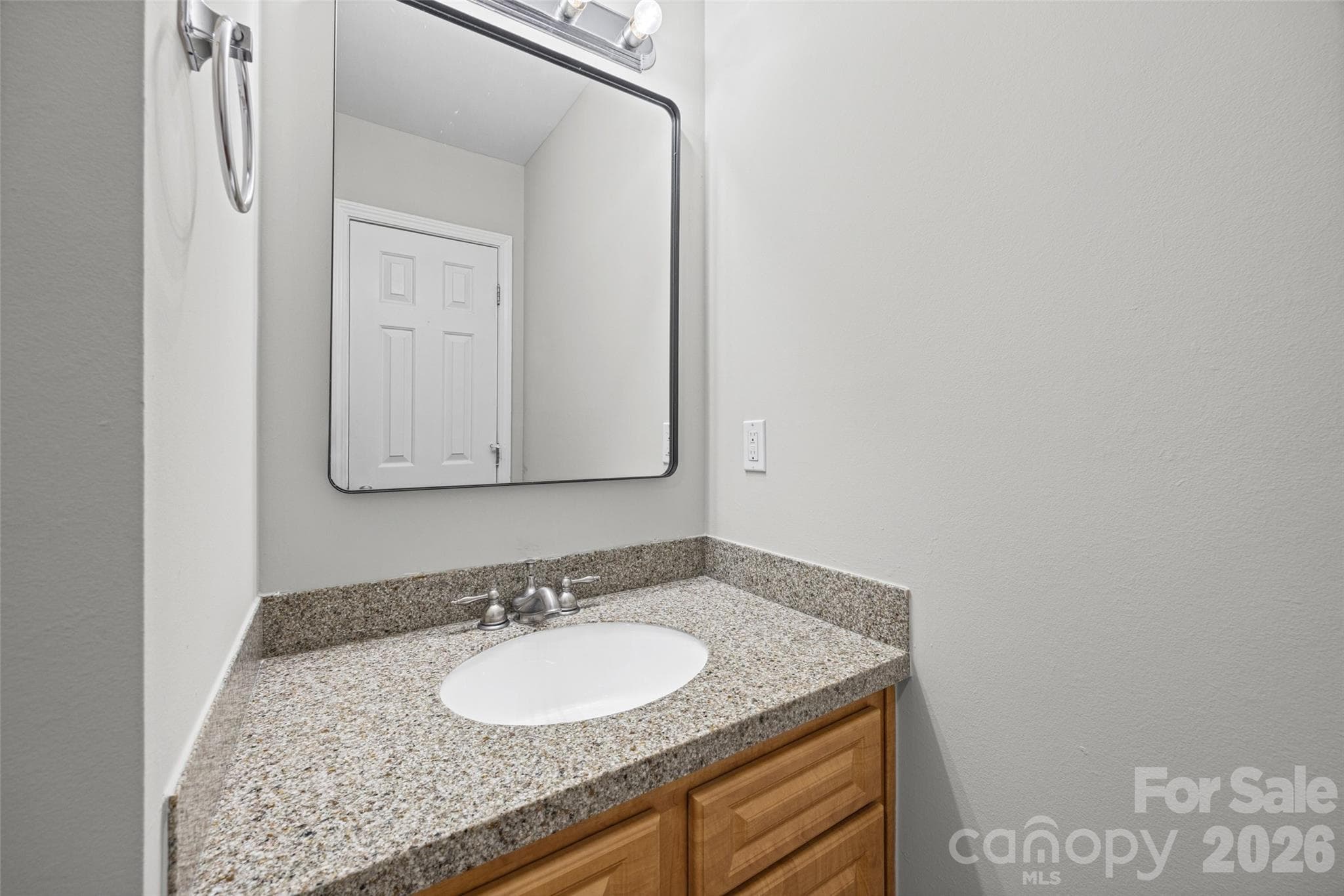 Townhouse at 2113 Lennoxshire Square Court, Charlotte, photo 18 of 26