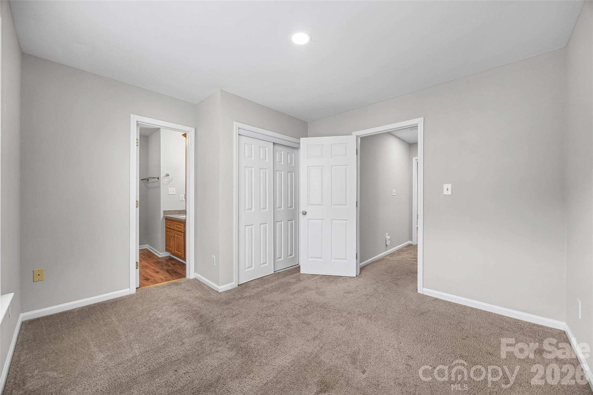 Townhouse at 2113 Lennoxshire Square Court, Charlotte, photo 19 of 26