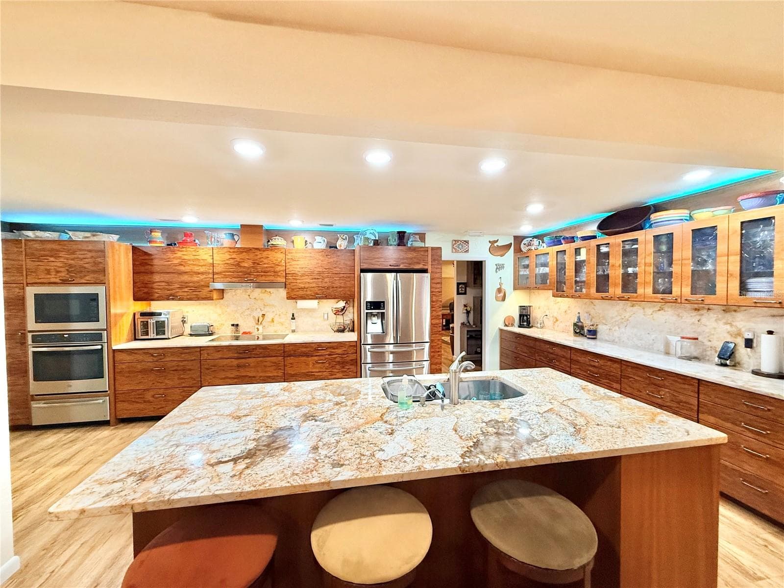 Kitchen - 209 W DELAWARE ST, TAVARES