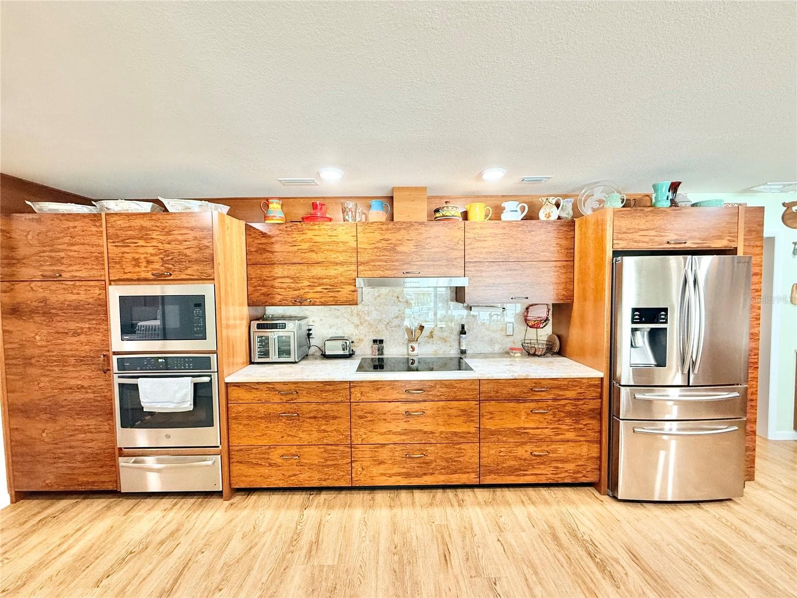 Kitchen - 209 W DELAWARE ST, TAVARES