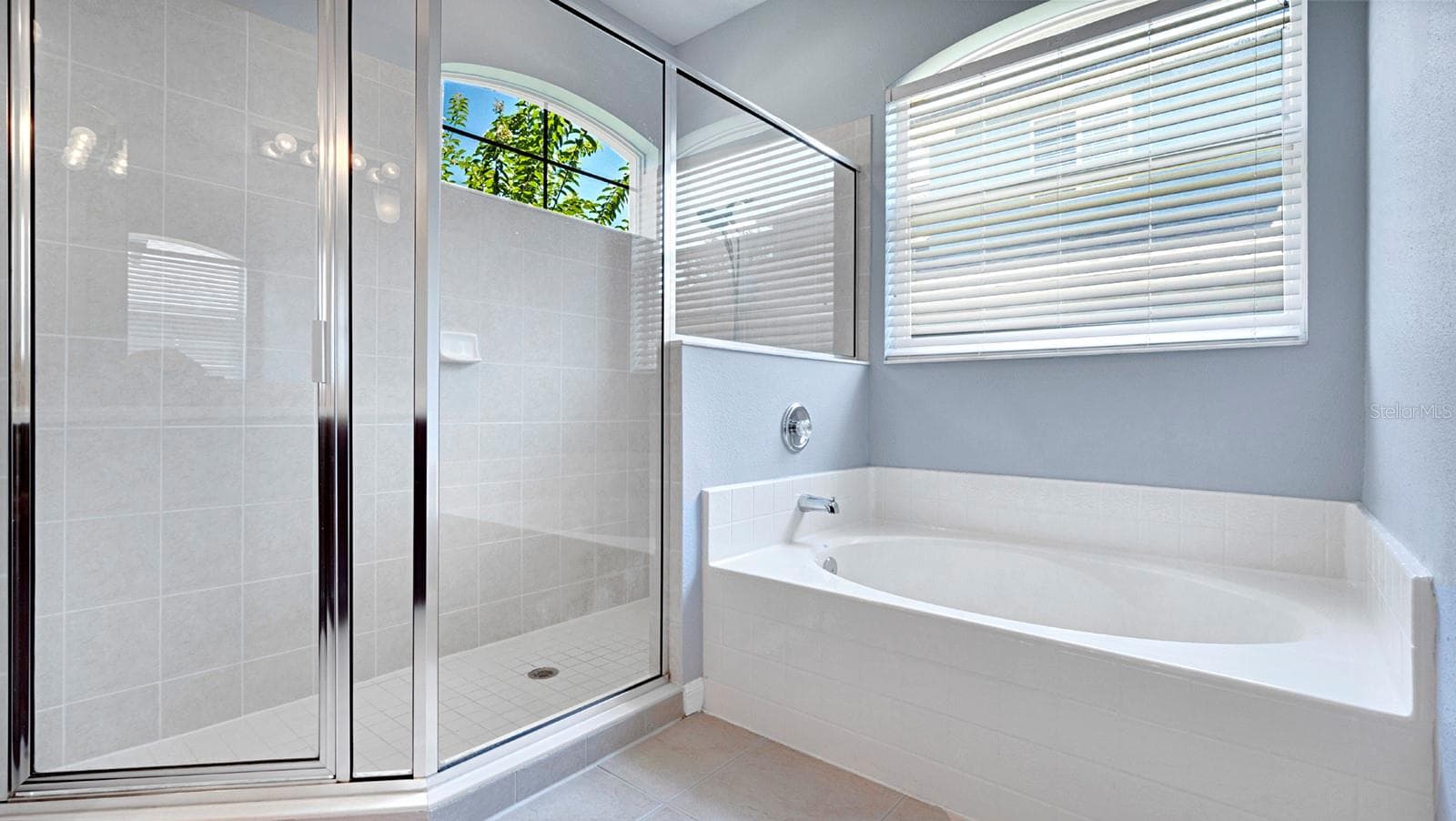 Glass Enclose Shower, Garden Tub - 34037 FORTUNADO ST, SORRENTO