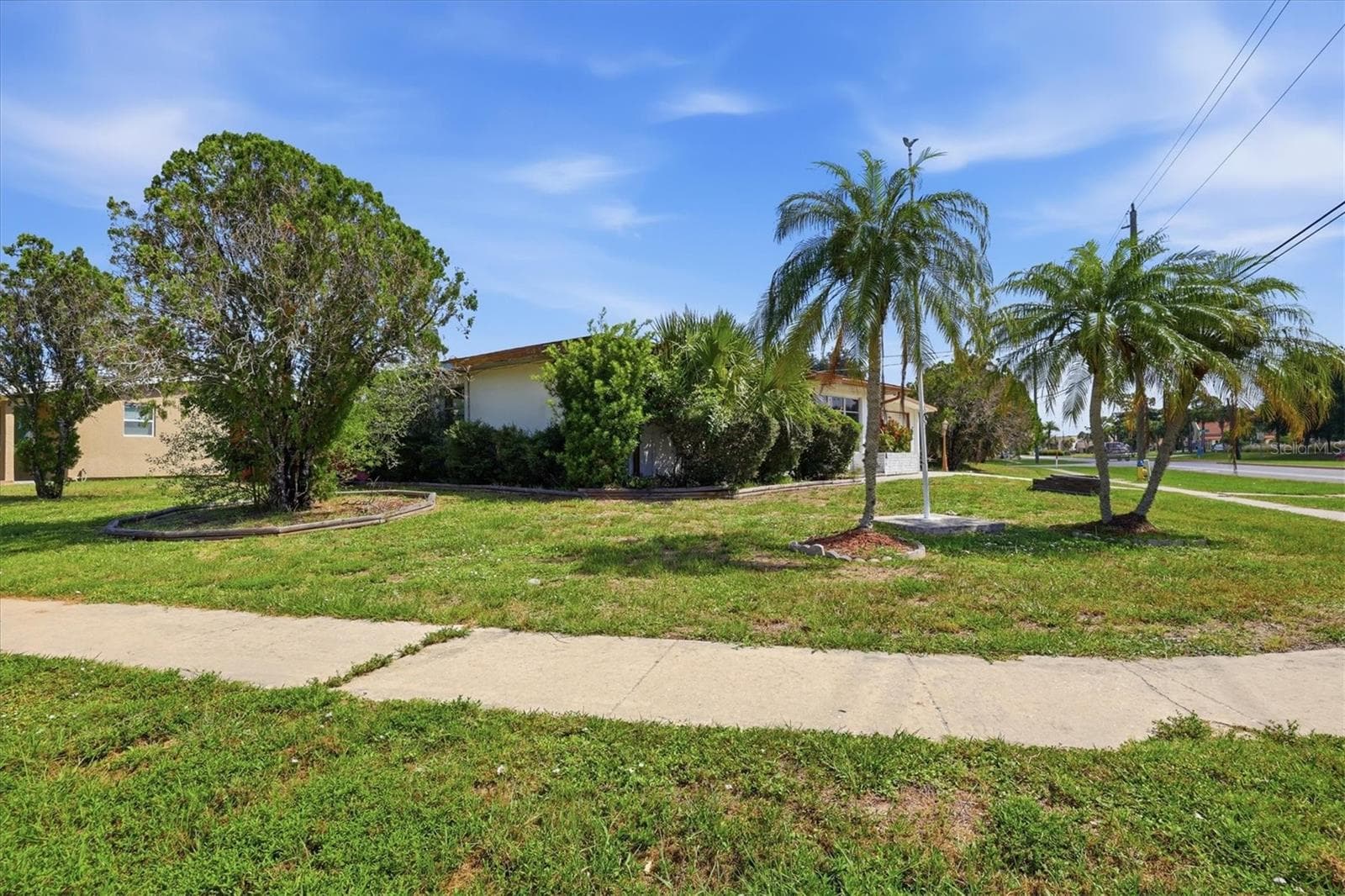 Single Family Residence at 4751 S BISCAYNE DR, NORTH PORT, photo 6 of 36