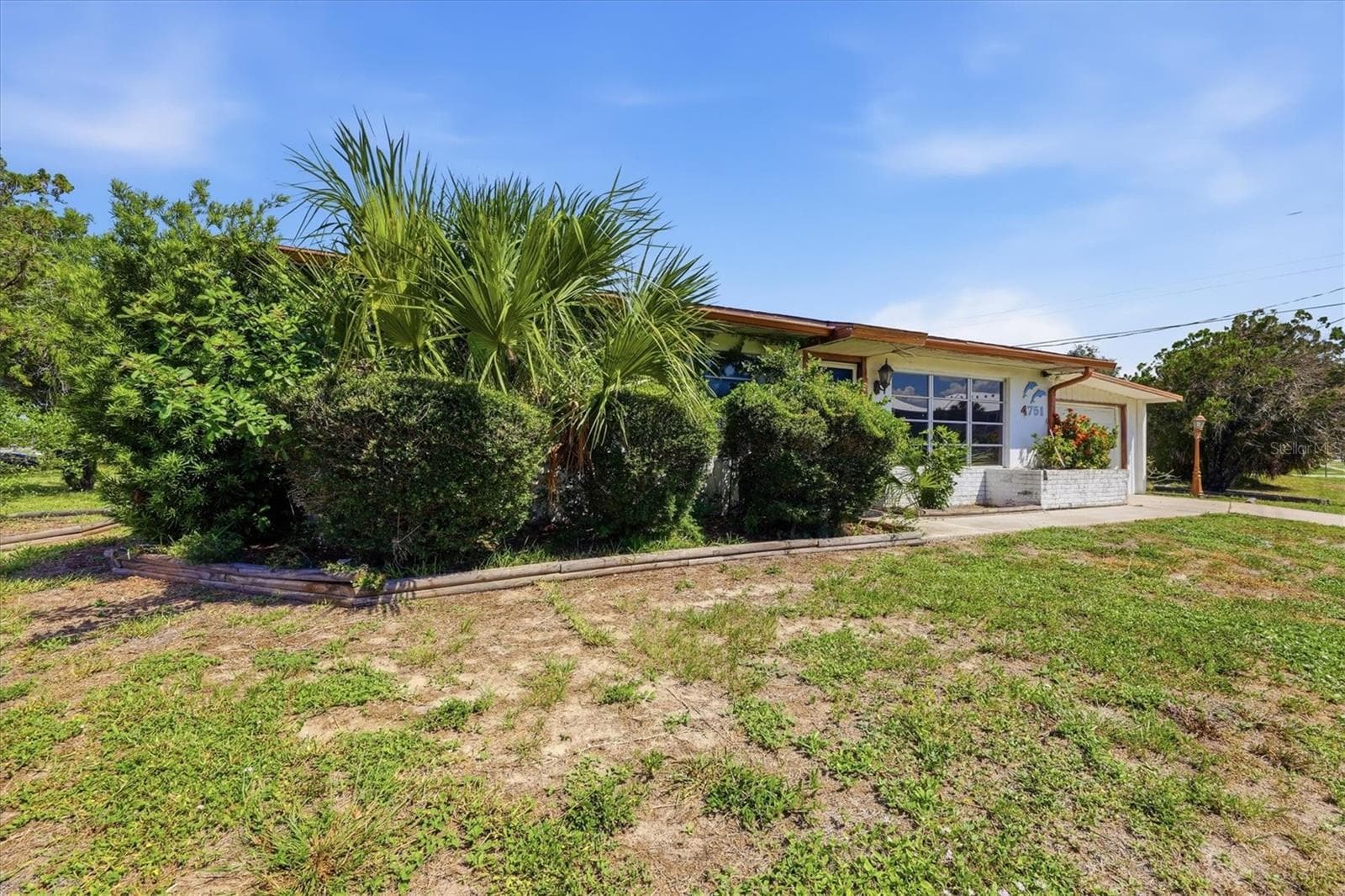 Single Family Residence at 4751 S BISCAYNE DR, NORTH PORT, photo 8 of 36