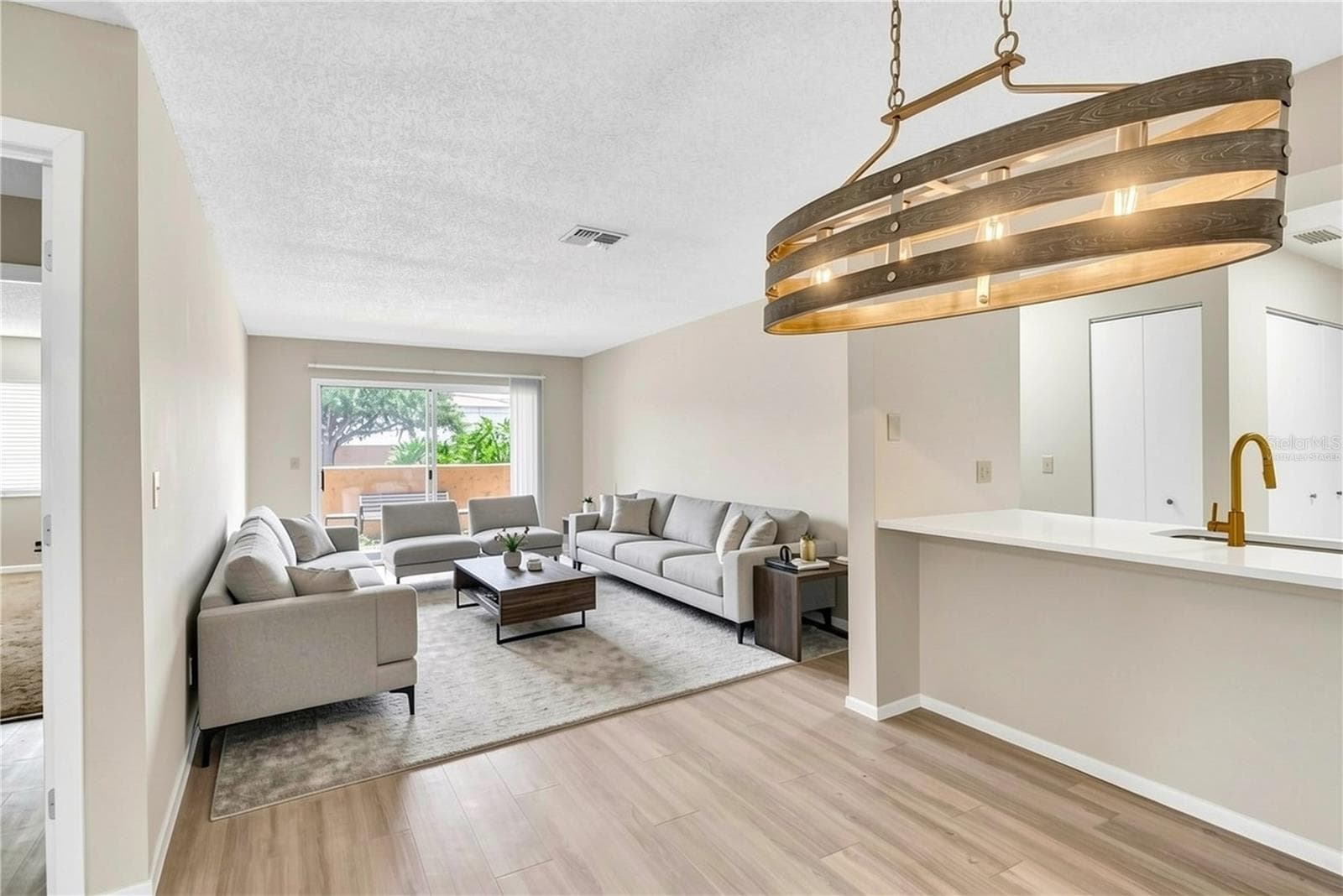 virtually staged - 612 KENWICK CIR #103, CASSELBERRY