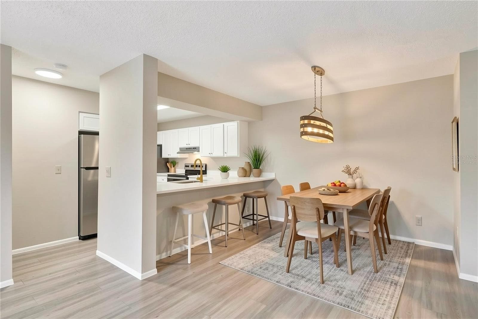 virtually staged - 612 KENWICK CIR #103, CASSELBERRY