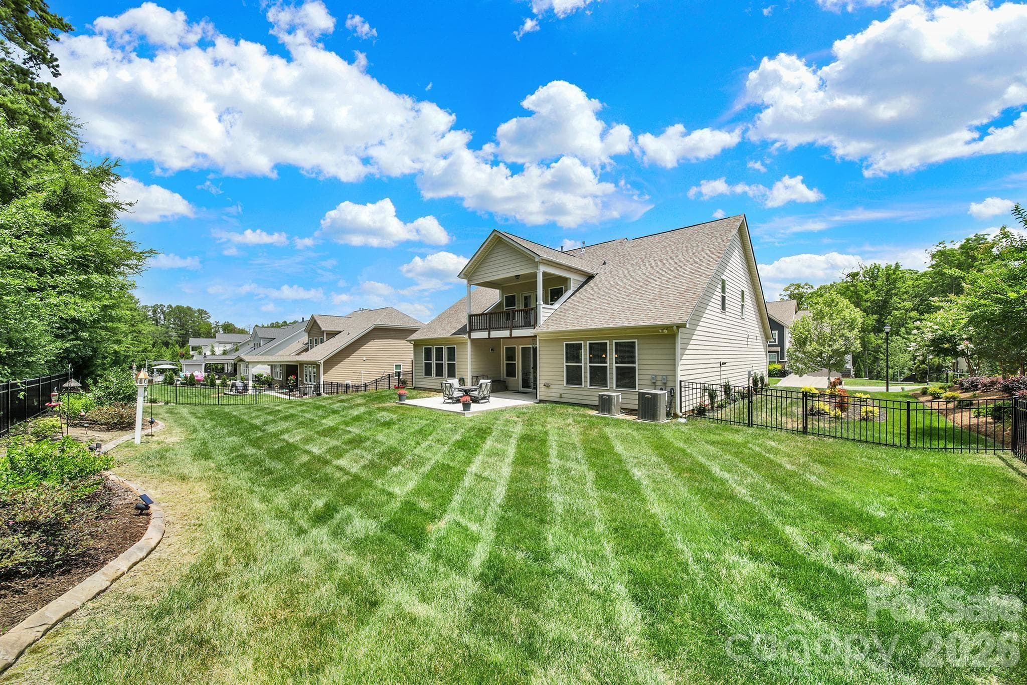 Single Family Residence at Lancaster, photo 5 of 39