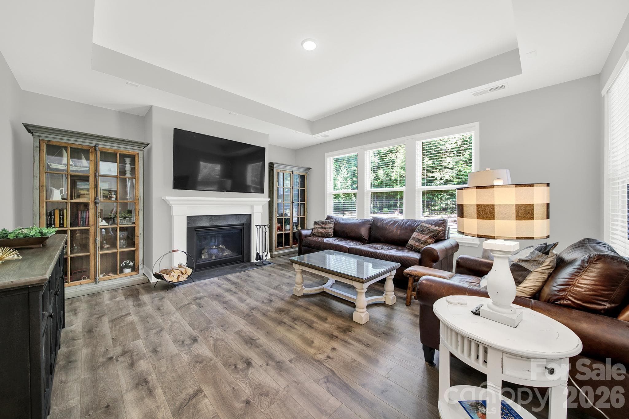 Single Family Residence at Lancaster, photo 12 of 39