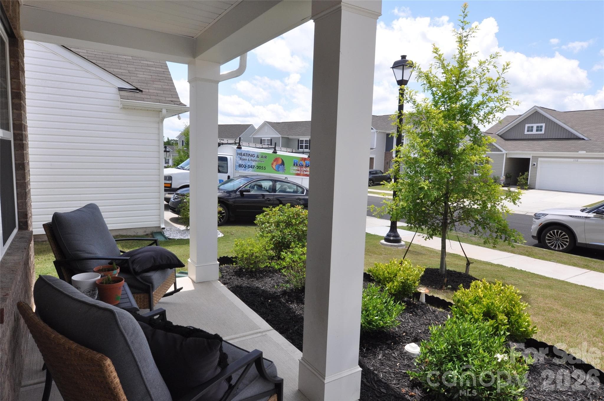 Single Family Residence at 1311 S Branch Drive, Edgemoor, photo 4 of 53