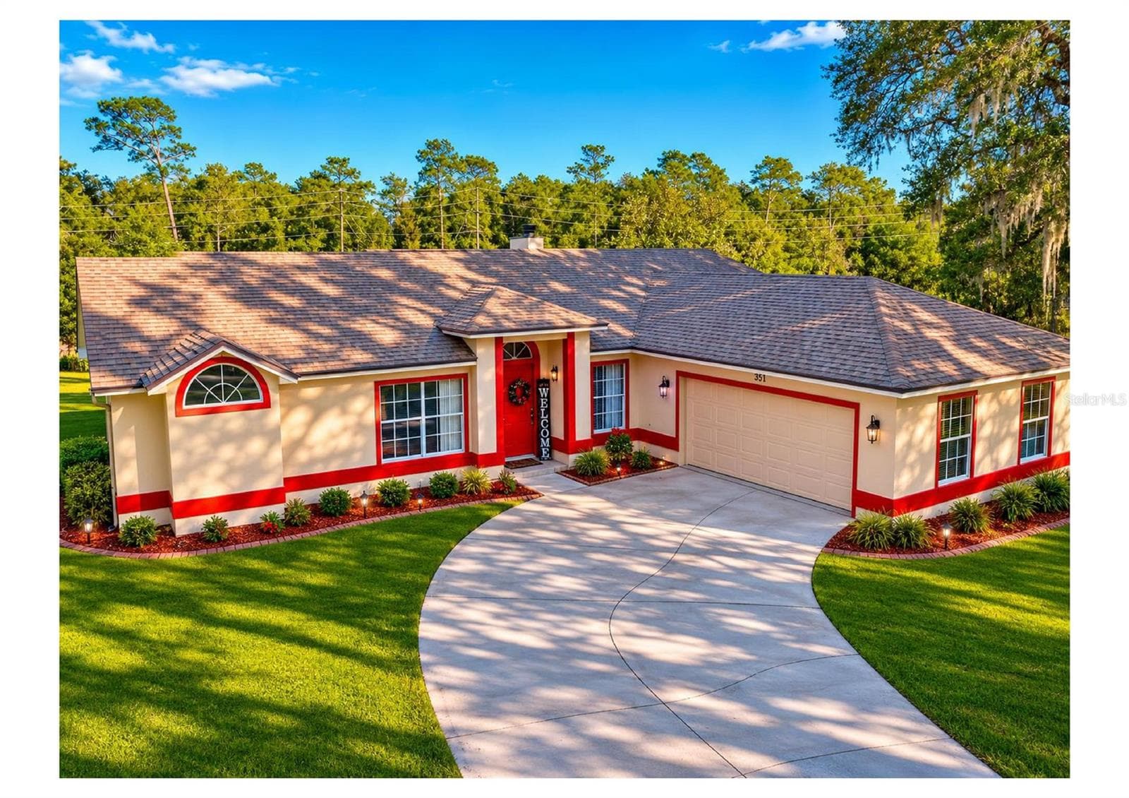 330 BONNIE LN