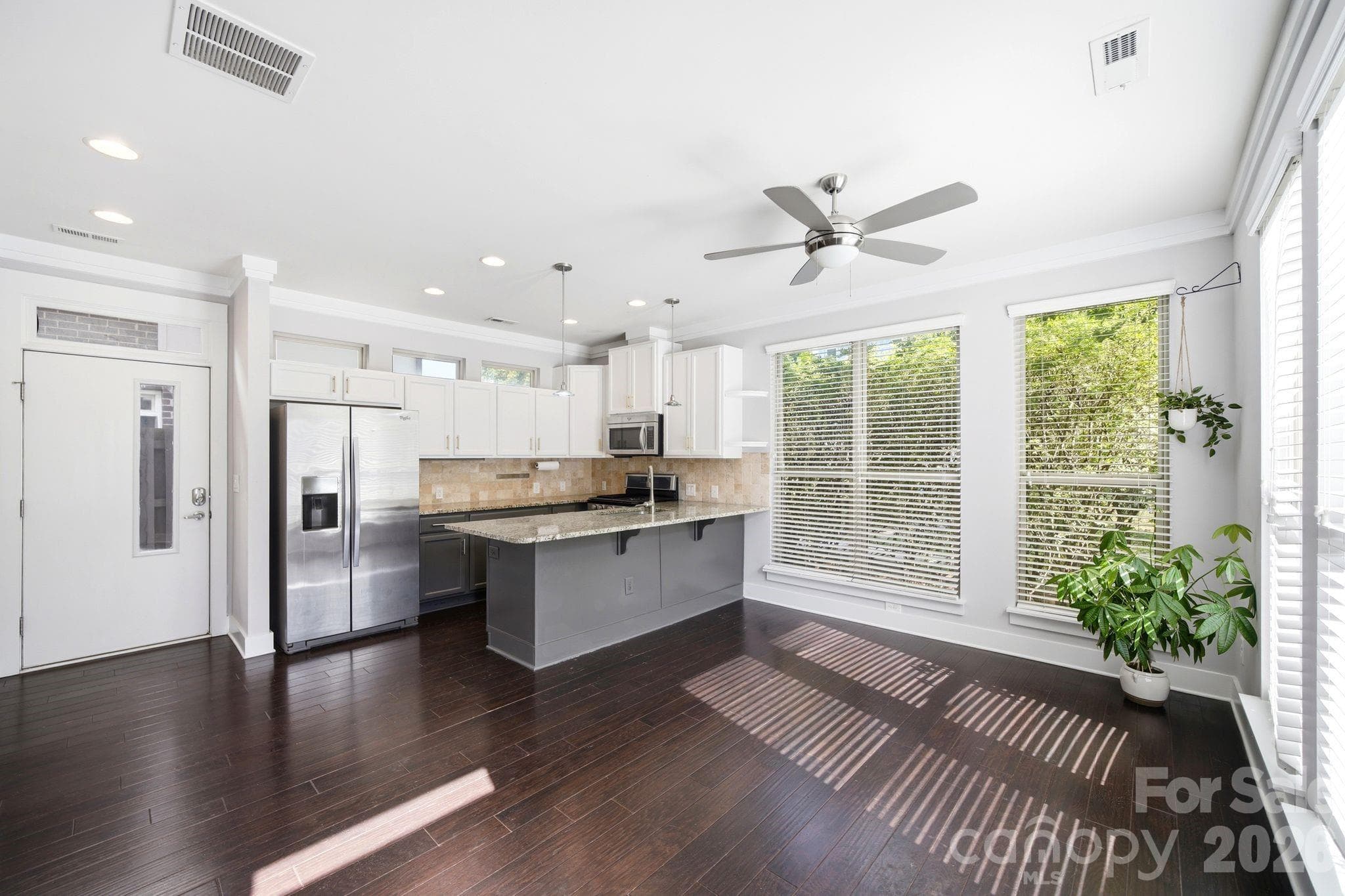 Townhouse at 923 Warren Burgess Lane, Charlotte, photo 5 of 47