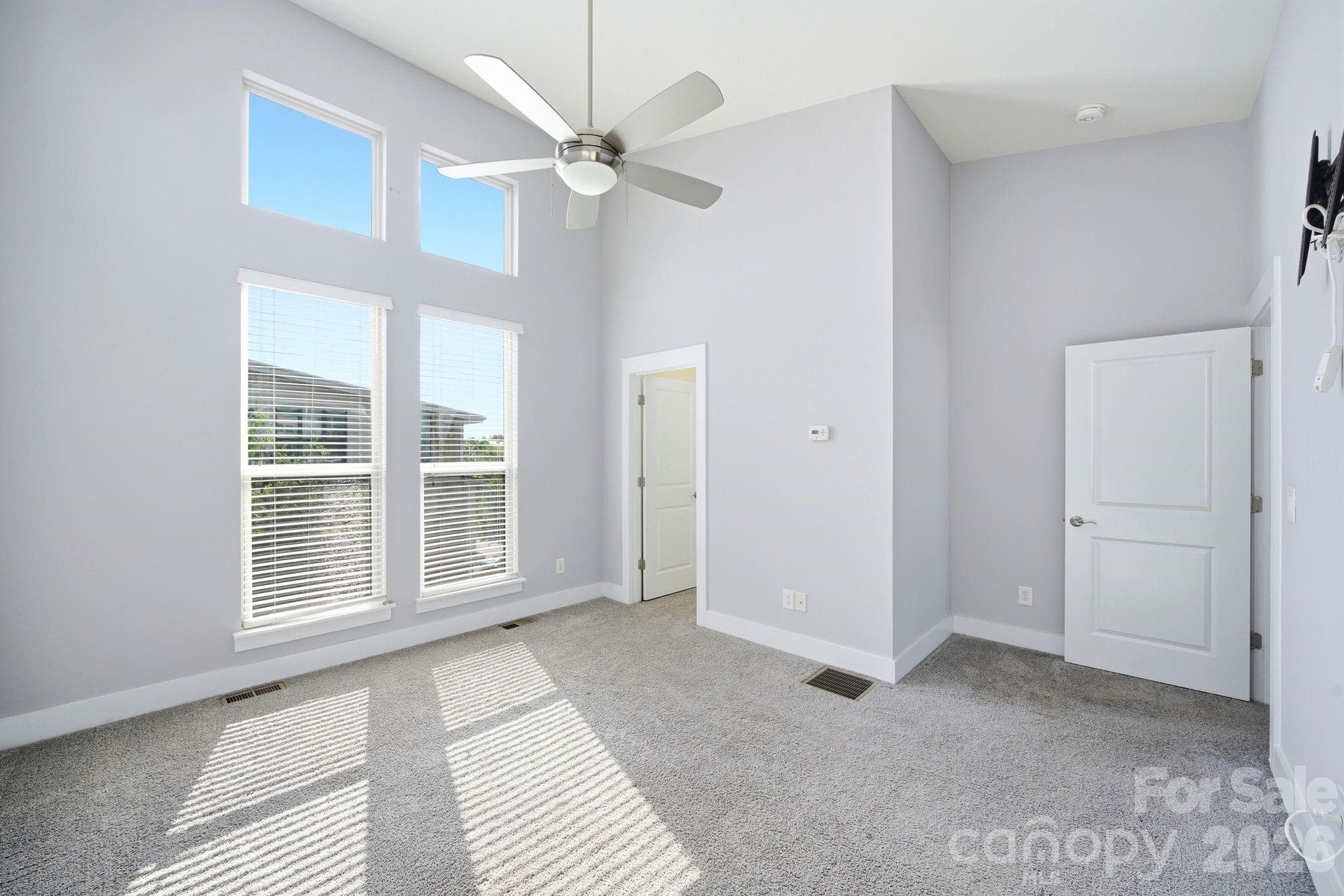 Primary suite w/vaulted ceiling - 923 Warren Burgess Lane, Charlotte