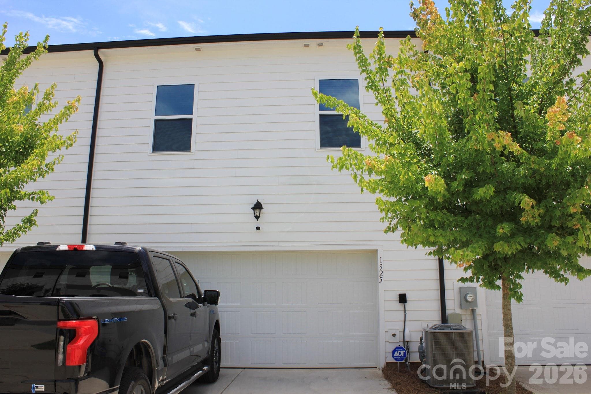 double garage - 1925 Plath Top Road, Rock Hill