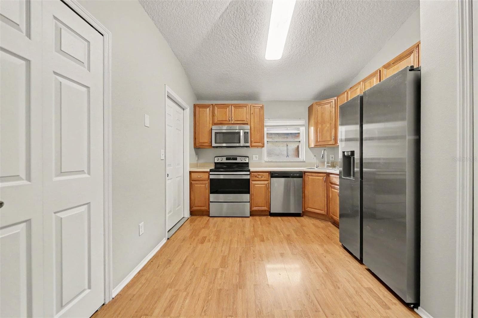 Single Family Residence at 1077 SUGARBERRY TRL, OVIEDO, photo 6 of 21