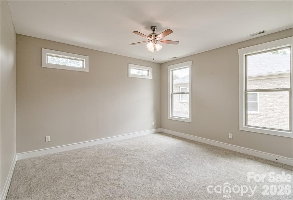 Single Family Residence at 10136 Fairlea Drive, Charlotte, photo 17 of 24