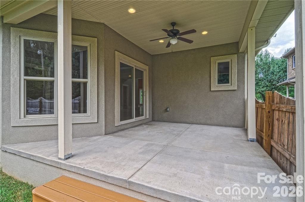 Single Family Residence at 10136 Fairlea Drive, Charlotte, photo 24 of 24
