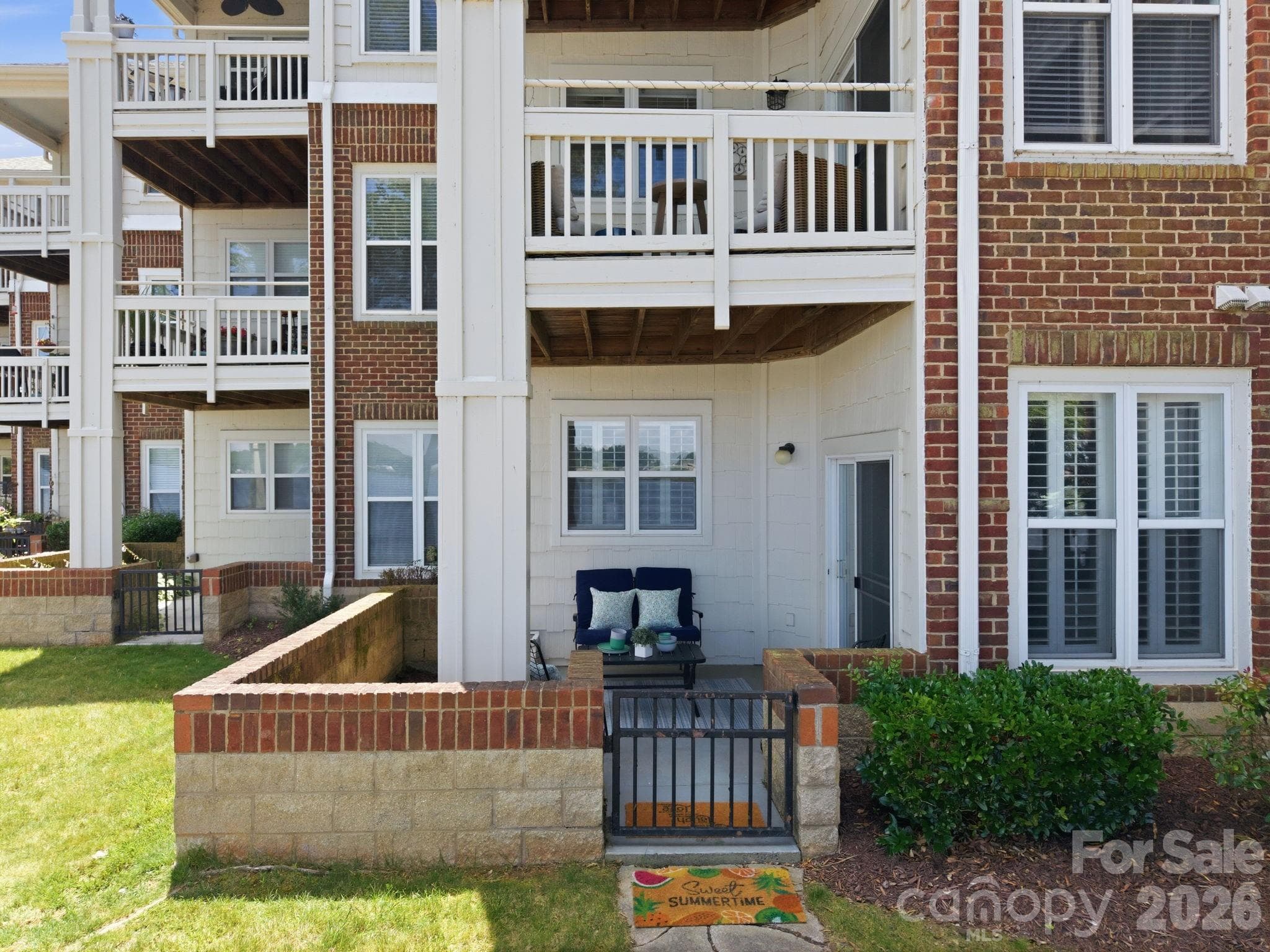 Ground floor patio - Davidson