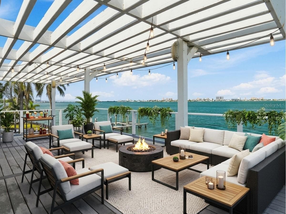 virtually staged - 1832 VENETIAN POINT DR, CLEARWATER