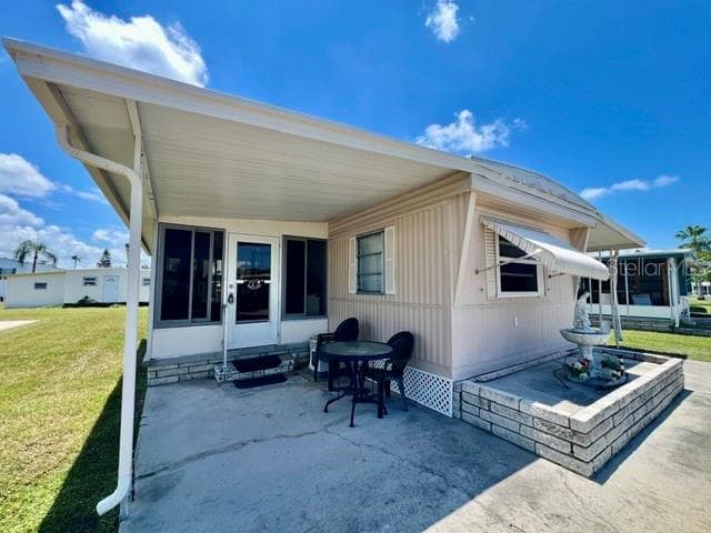 Mobile Home at 10818 FREEDOM DR, PORT RICHEY, photo 2 of 52