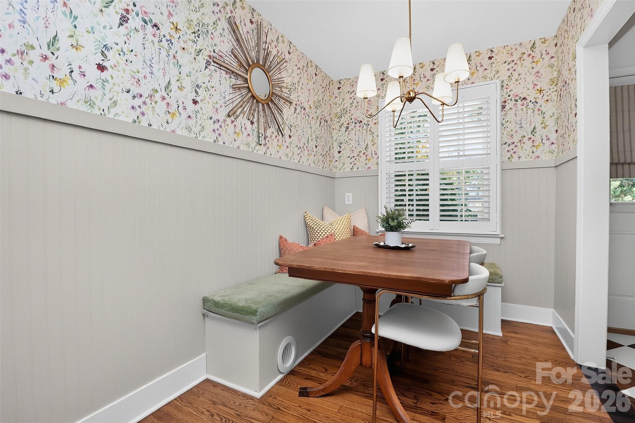 Condominium at 219 Wakefield Drive, Charlotte, photo 11 of 30