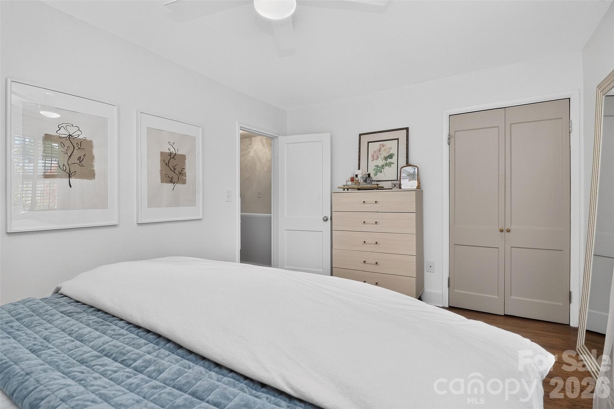 Condominium at 219 Wakefield Drive, Charlotte, photo 24 of 30