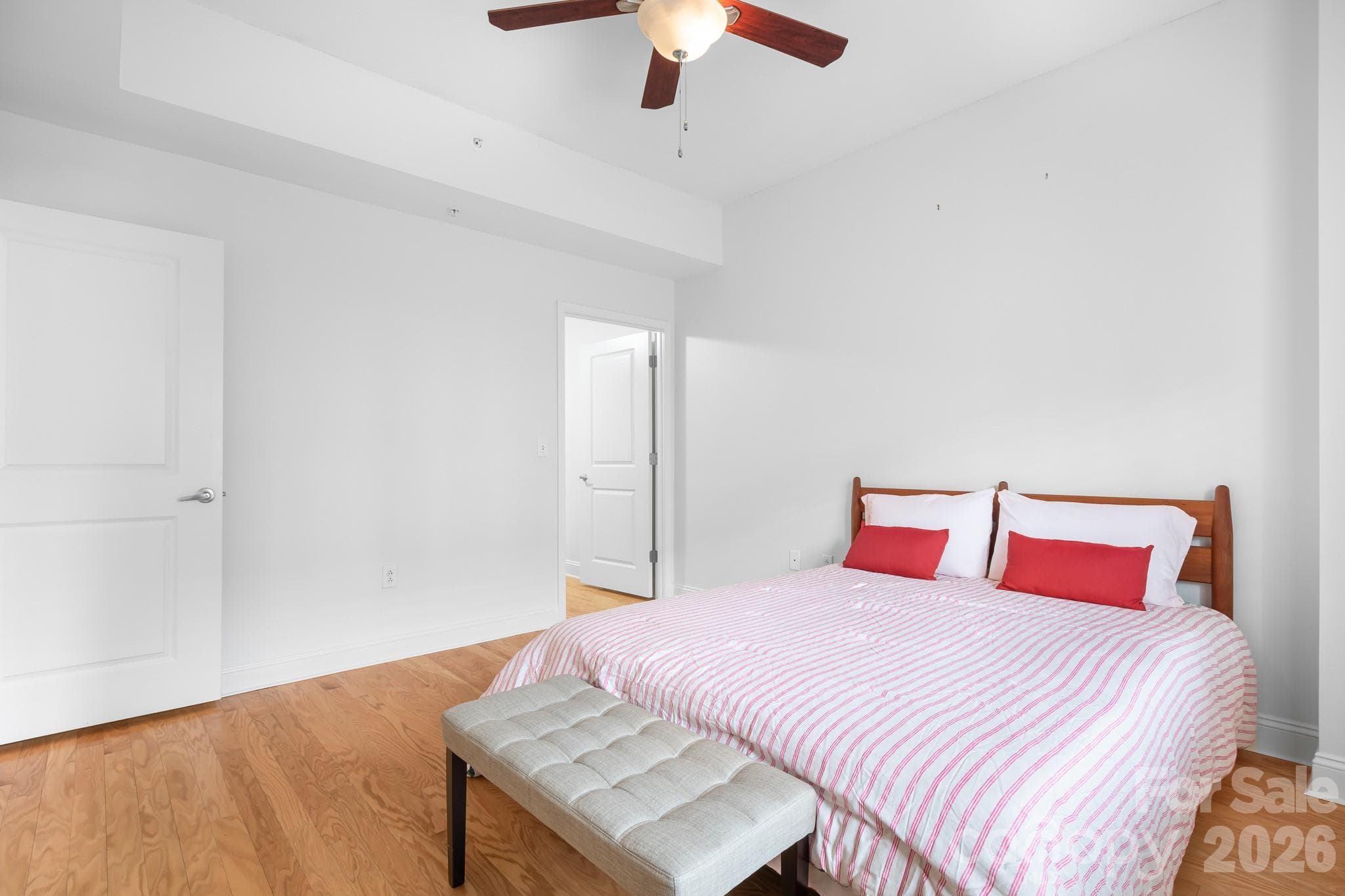 Primary Bedroom - Charlotte