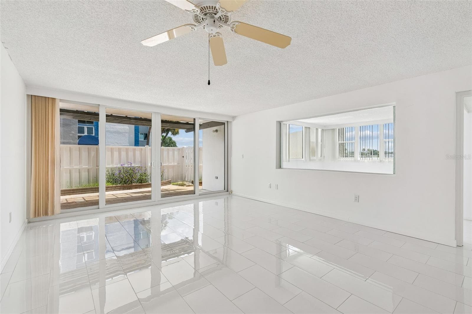 Condominium at 450 TREASURE ISLAND CSWY #106, TREASURE ISLAND, photo 5 of 49