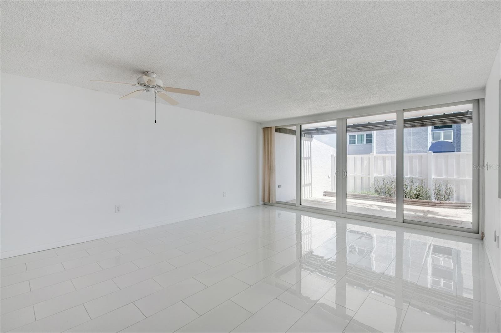 Condominium at 450 TREASURE ISLAND CSWY #106, TREASURE ISLAND, photo 6 of 49