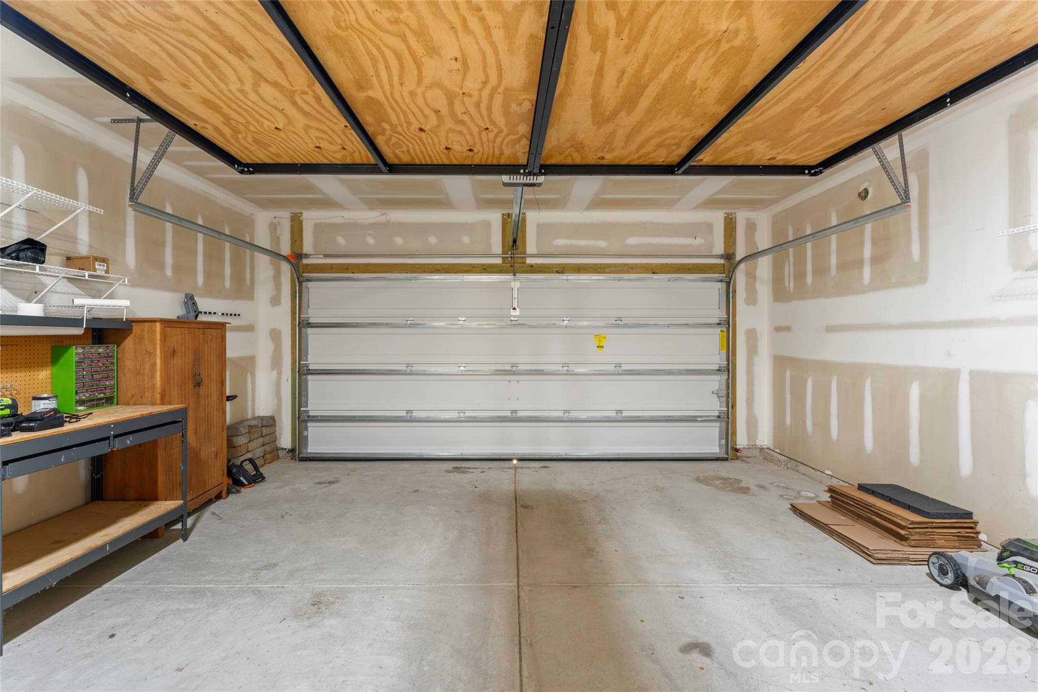 Finished 2 car Garage - 2014 Mcdonald Drive, Stanfield