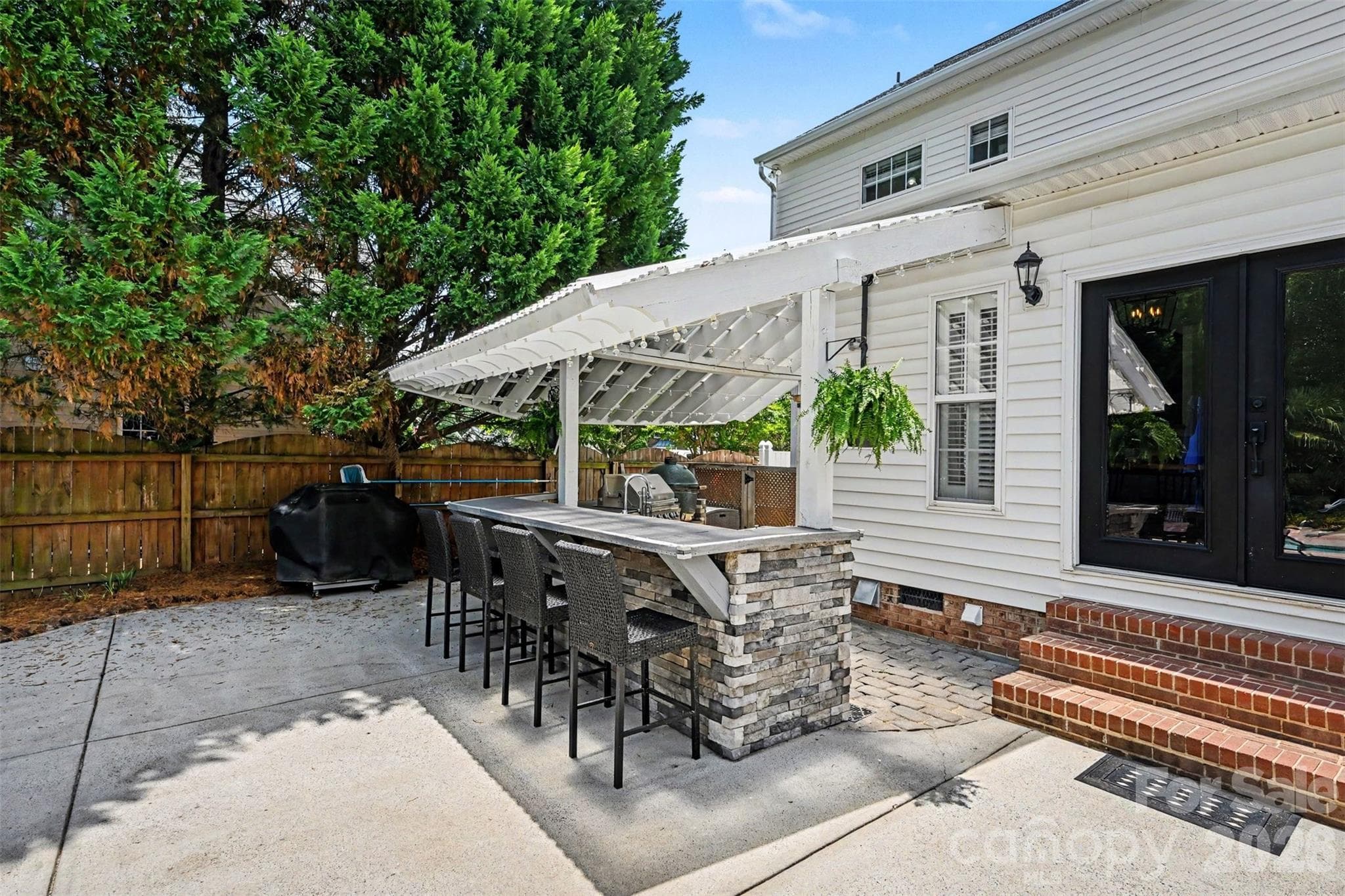 Even the green egg conveys! - 2442 Smith Cove Road, Denver