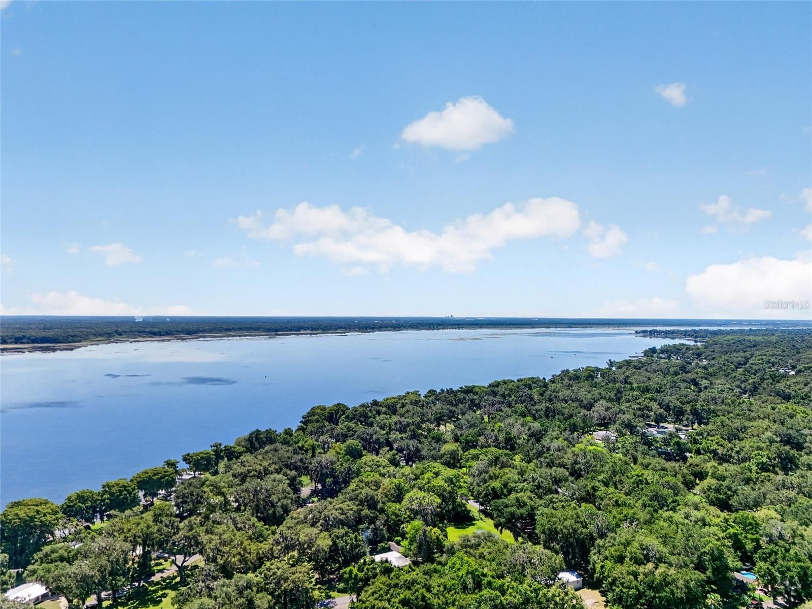 Single Family Residence at 4136 CR 400, LAKE PANASOFFKEE, photo 9 of 50