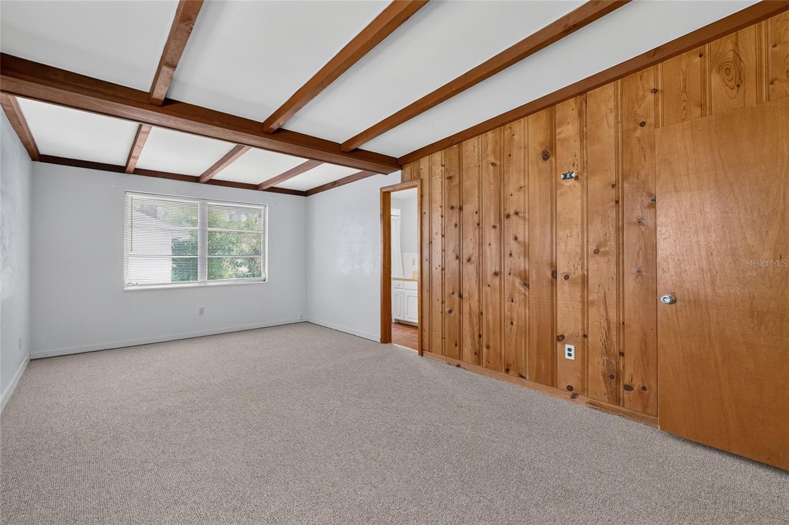 Single Family Residence at 4136 CR 400, LAKE PANASOFFKEE, photo 15 of 50