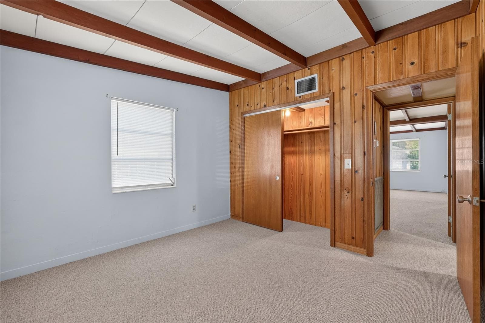 Single Family Residence at 4136 CR 400, LAKE PANASOFFKEE, photo 17 of 50