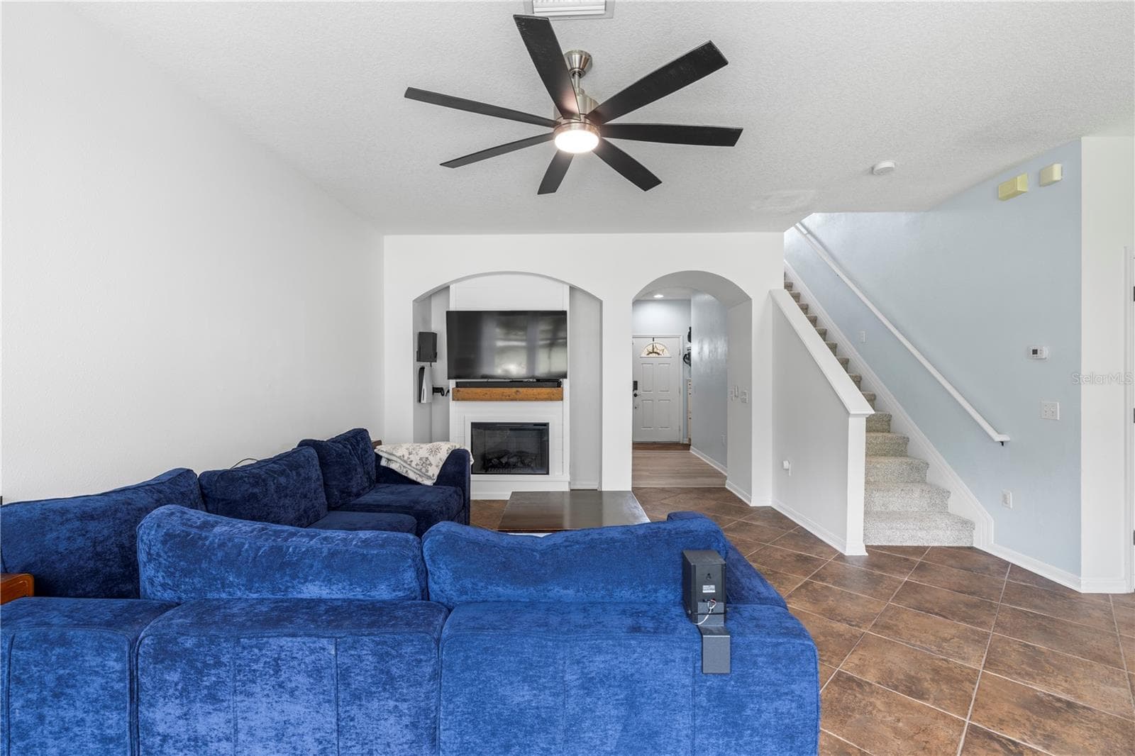 Single Family Residence at 6053 EVERLASTING PL, LAND O LAKES, photo 10 of 70