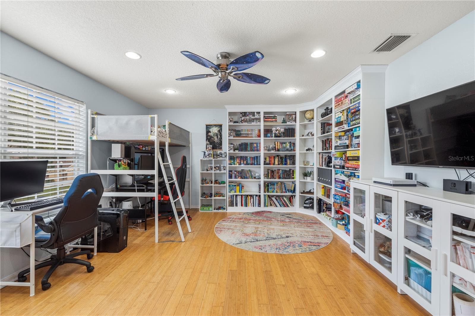 Single Family Residence at 6053 EVERLASTING PL, LAND O LAKES, photo 28 of 70