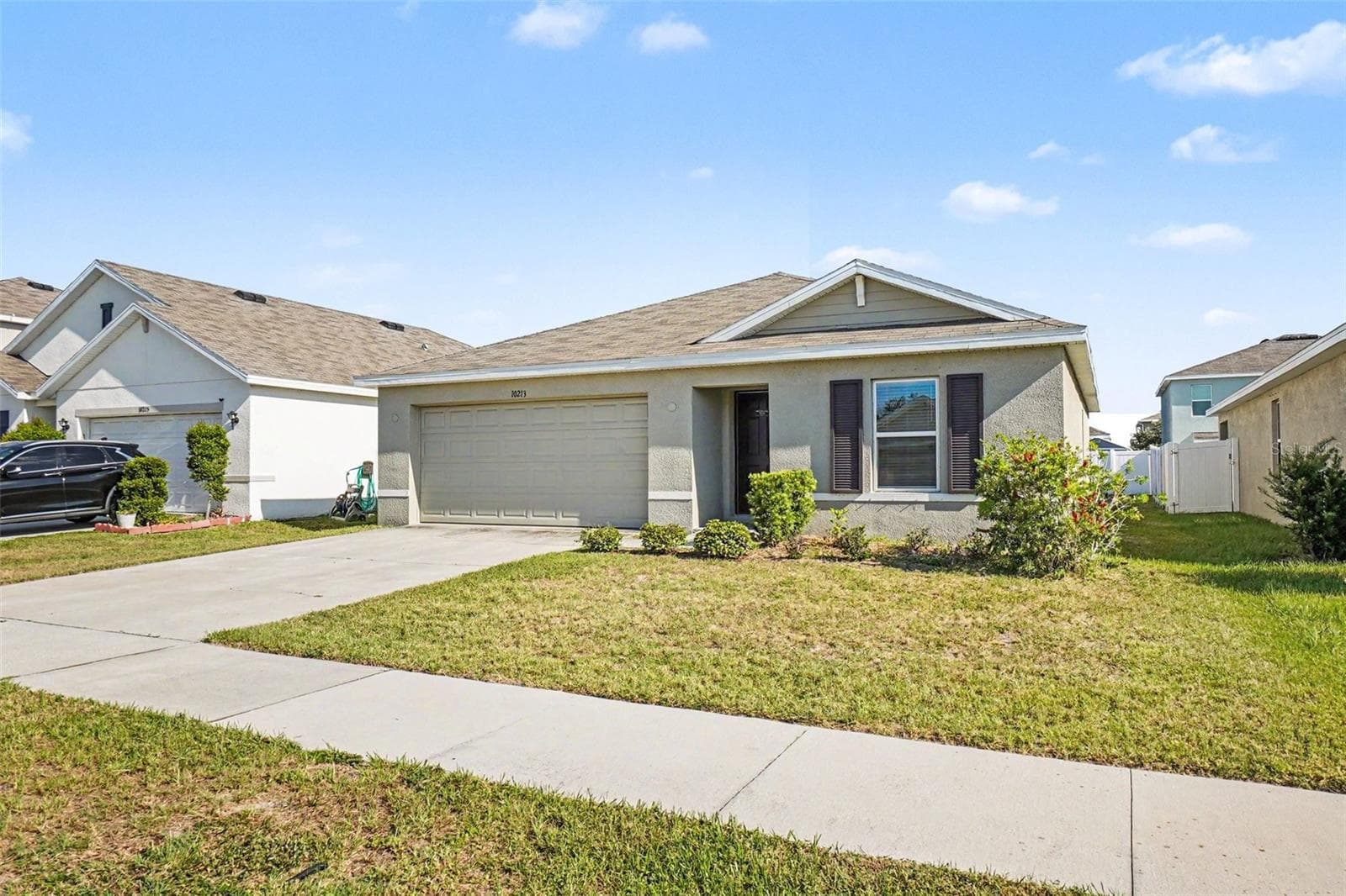 Single Family Residence at 10213 CLOUDBURST CT, RIVERVIEW, photo 2 of 36