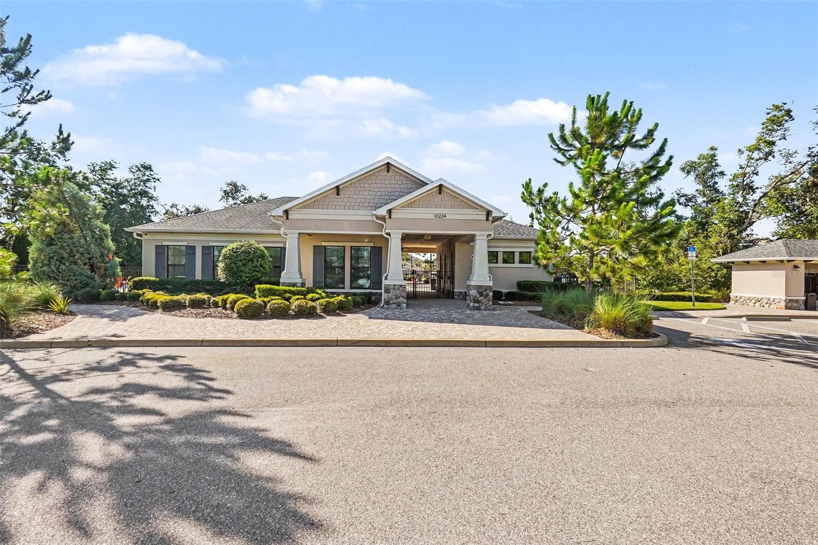 Single Family Residence at 10213 CLOUDBURST CT, RIVERVIEW, photo 32 of 36