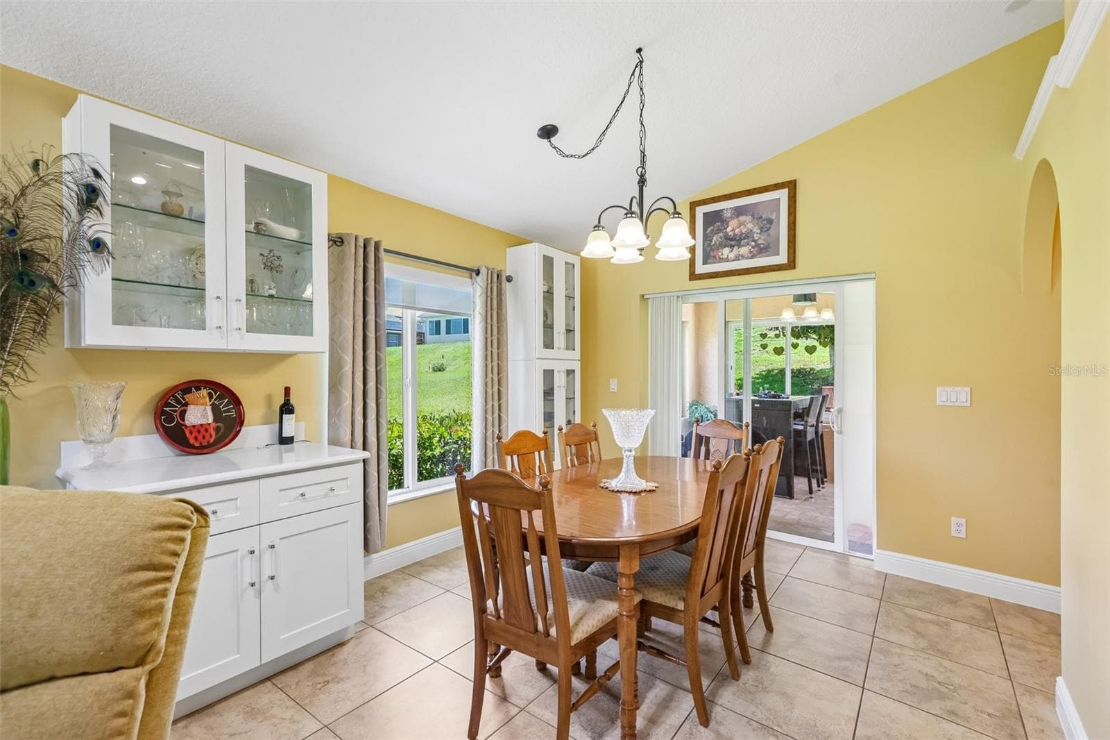Single Family Residence at 76 FAIRWAY CIR, UMATILLA, photo 18 of 36