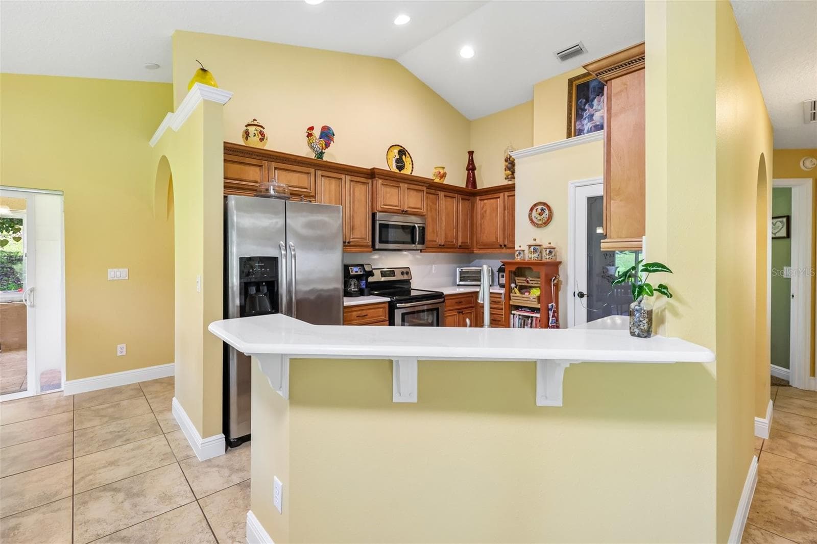 Single Family Residence at 76 FAIRWAY CIR, UMATILLA, photo 20 of 36