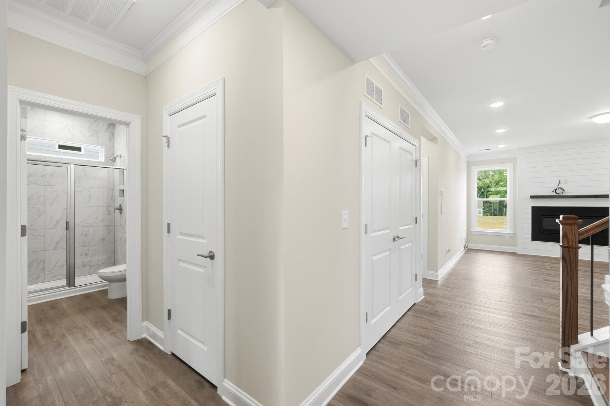 Entryway - Huntersville