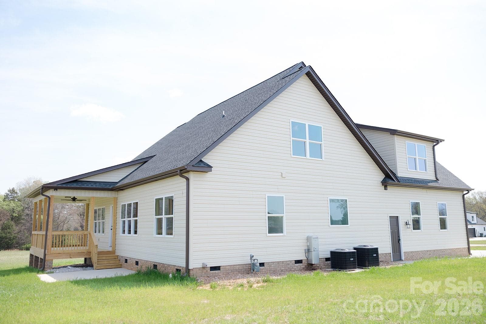 Single Family Residence at 573 Hopes Corner Drive, York, photo 32 of 35