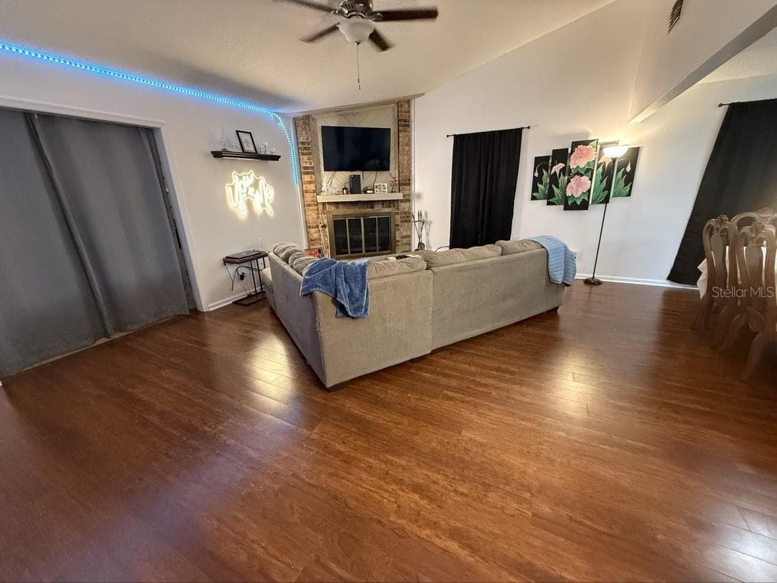 Villa at 35058 WHISPERING OAKS BLVD, DADE CITY, photo 5 of 15