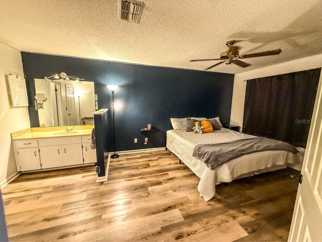 Villa at 35058 WHISPERING OAKS BLVD, DADE CITY, photo 9 of 15
