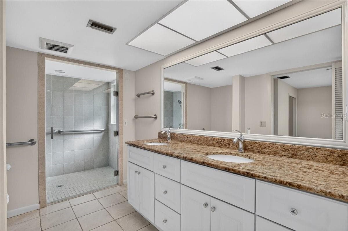 Primary Ensuite - 3504 WILDERNESS BLVD W, PARRISH