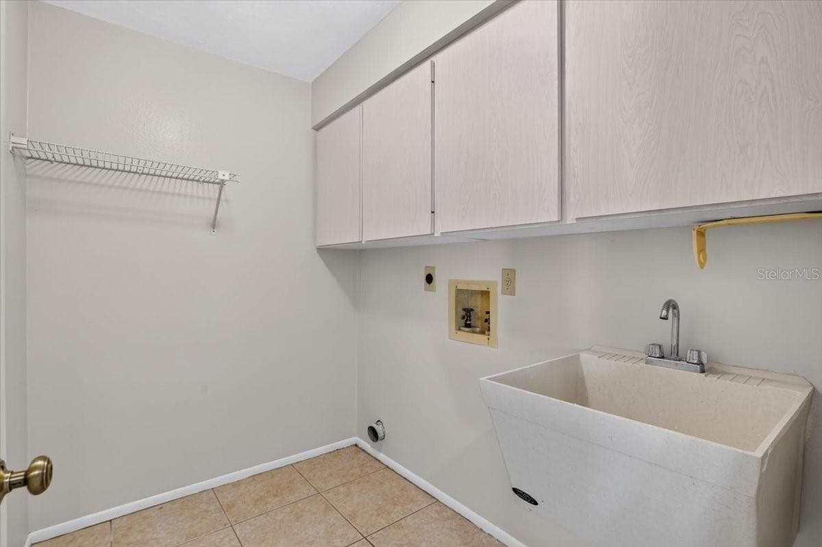 Laundry Room - 3504 WILDERNESS BLVD W, PARRISH