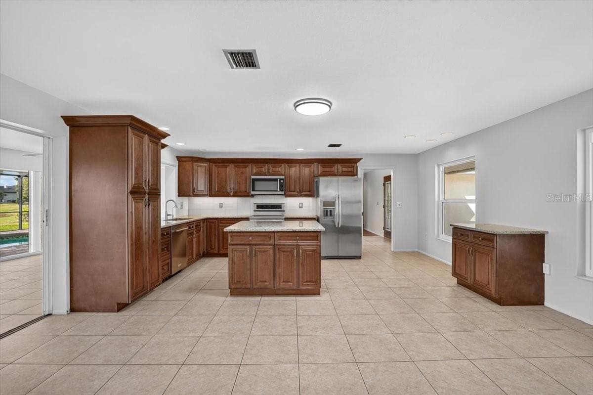Oversized Kitchen - 3504 WILDERNESS BLVD W, PARRISH