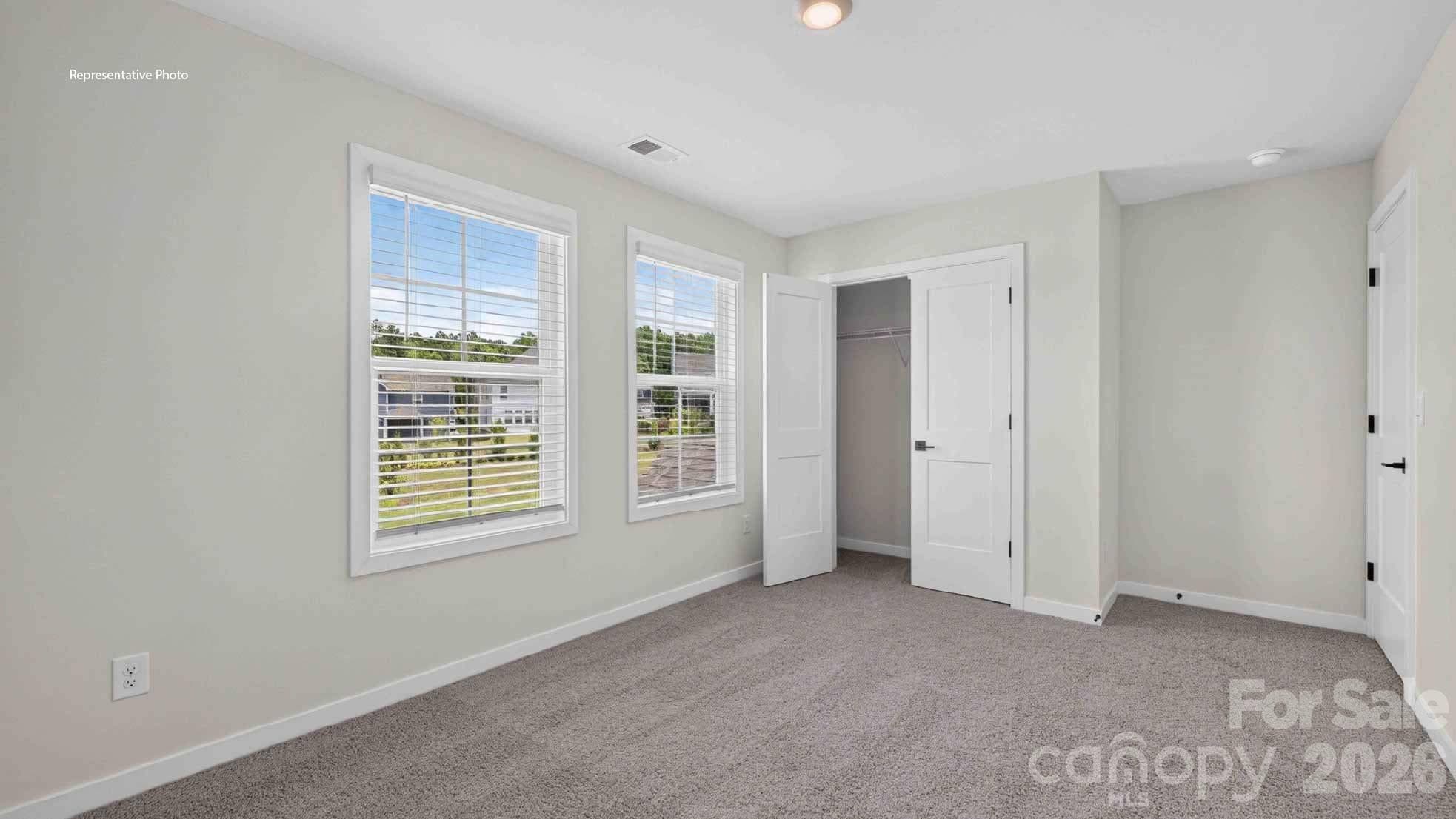 Single Family Residence at 524 Mahogany Road, York, photo 13 of 25