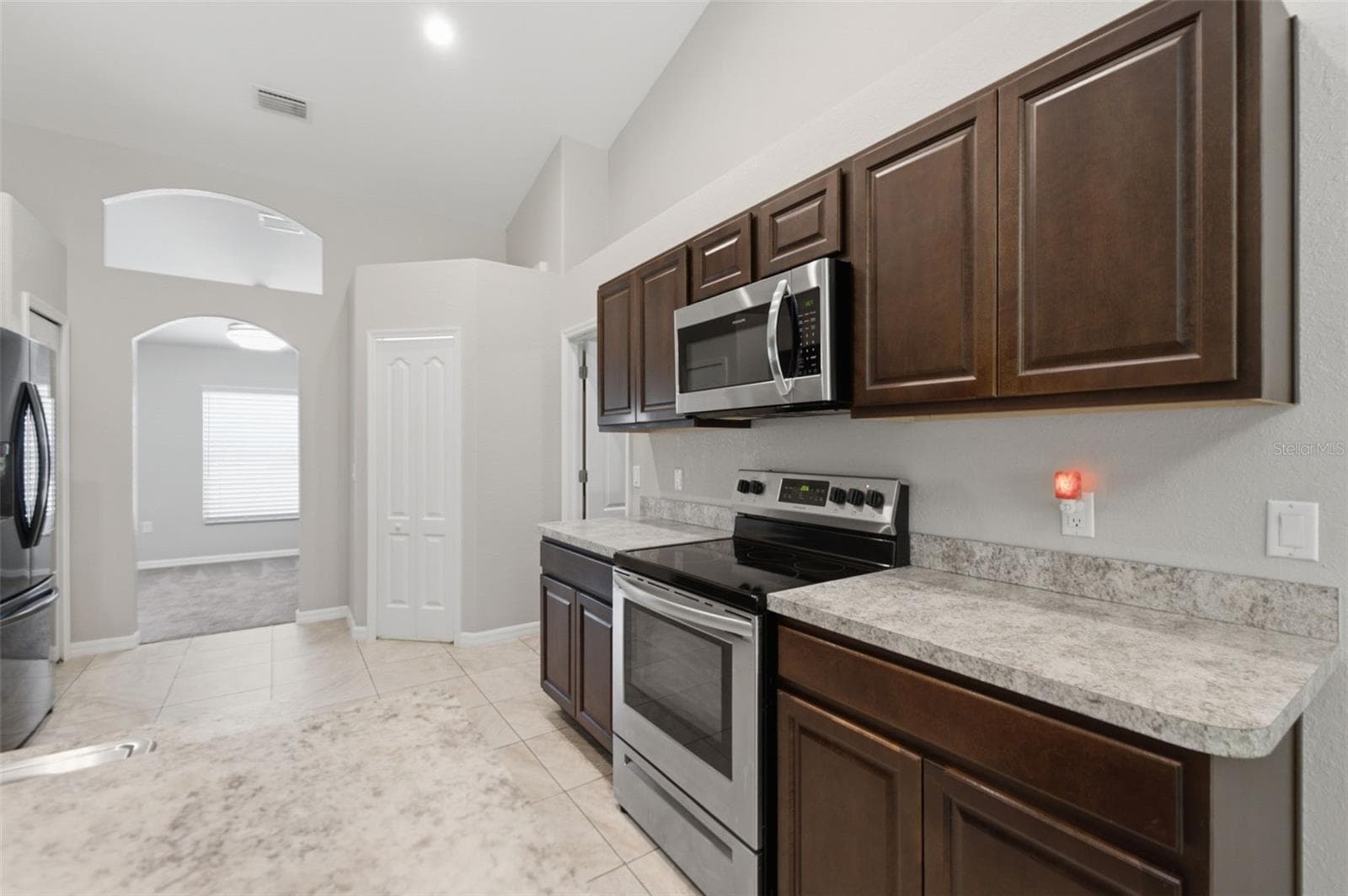 Kitchen - 12155 PEREGRINE FALCON AVE, WEEKI WACHEE
