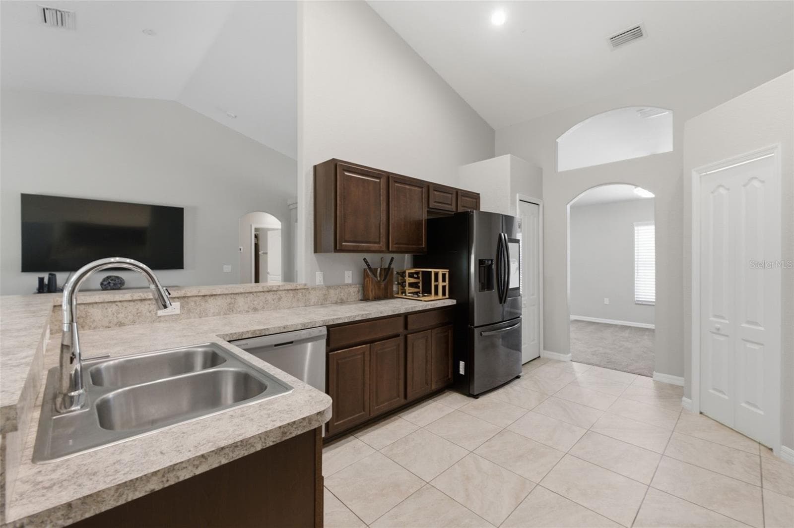 Kitchen - 12155 PEREGRINE FALCON AVE, WEEKI WACHEE