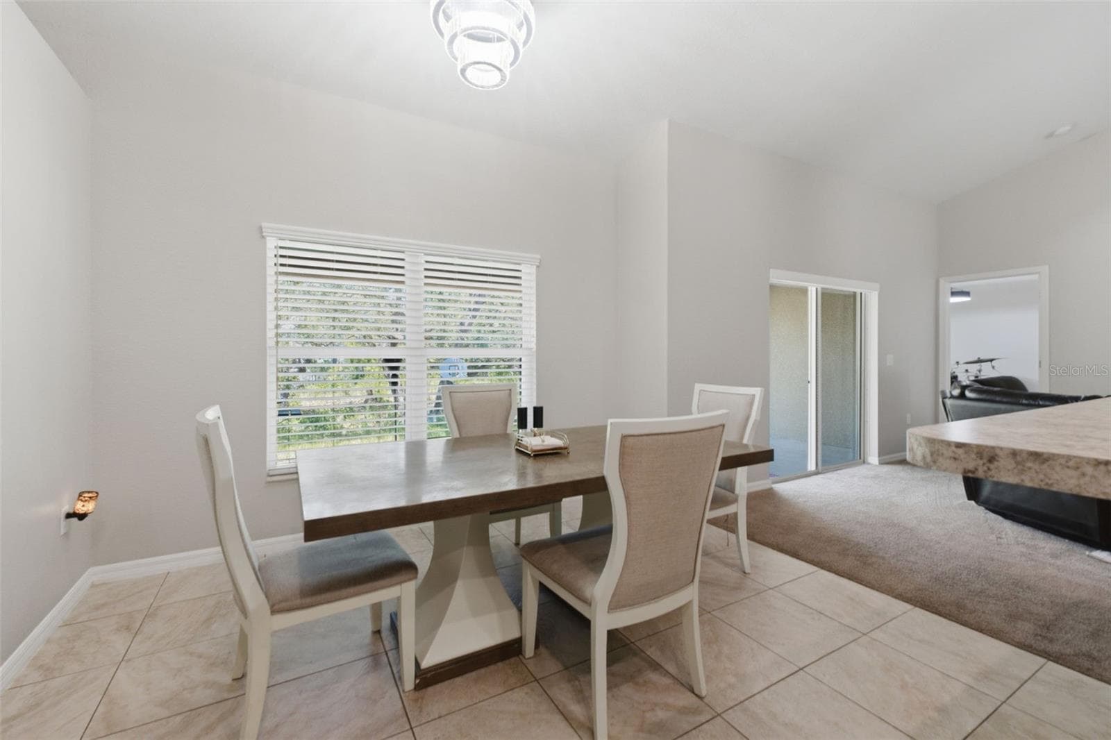 Breakfast nook - 12155 PEREGRINE FALCON AVE, WEEKI WACHEE