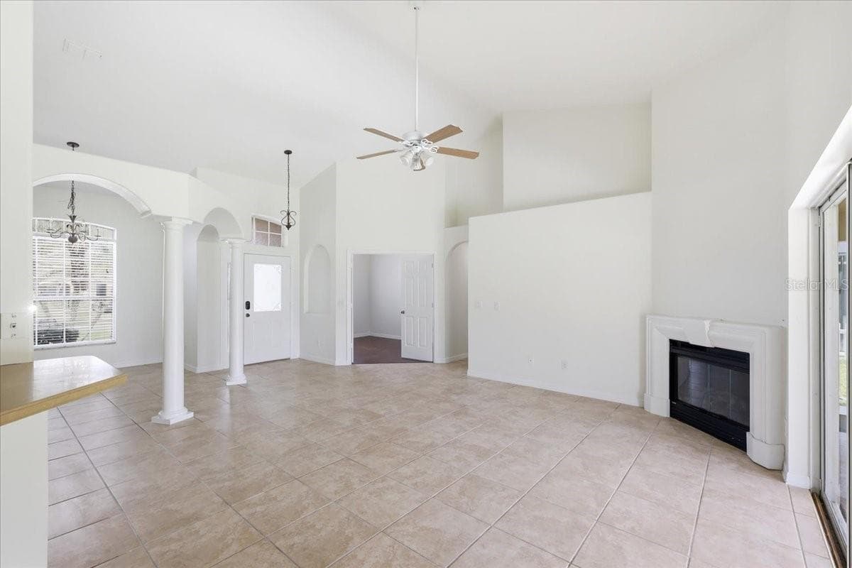 Single Family Residence at 4303 SHOSHONE CT, ST CLOUD, photo 2 of 25